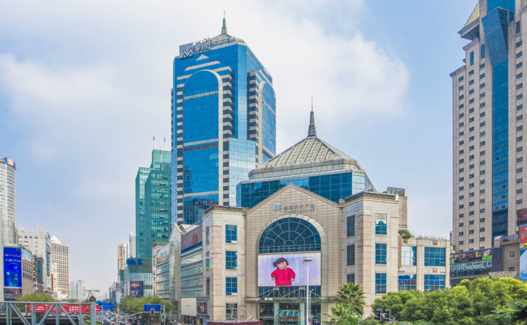 華潤時(shí)代廣場辦公樓煥新啟航，跨界商務(wù)社交場，匯聚全球精英企業(yè)