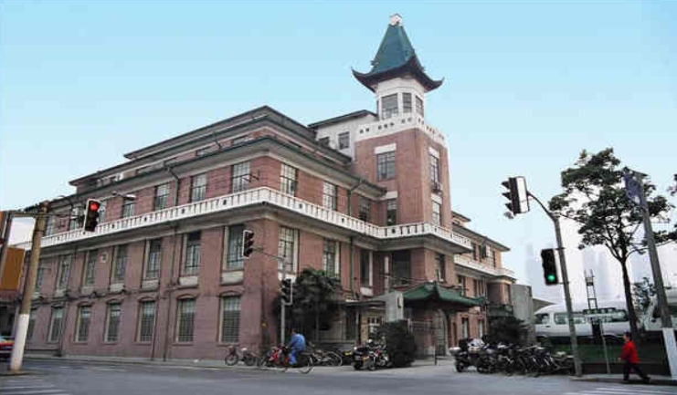 上海老船塢創(chuàng)意園：綠色建筑理念，注重環(huán)保與可持續(xù)性