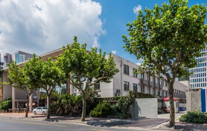 上海華鑫科技園：16層現(xiàn)代化建筑，科技企業(yè)的理想家園